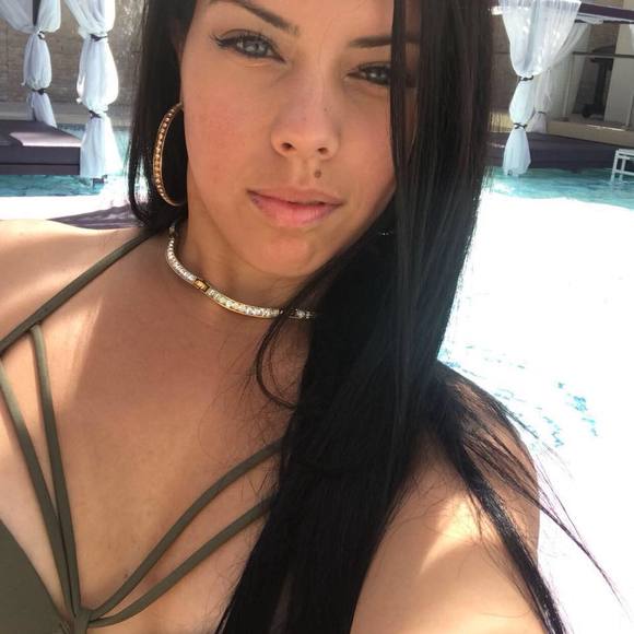 Meet your Posher, Rafaela - Picture 1 of 1